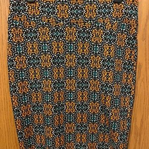LulaRoe Cassie Pencil Skirt